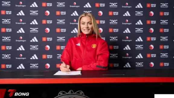 Fridolina Rolfo và hành trình bùng nổ giúp Man Utd săn tìm cú ăn ba