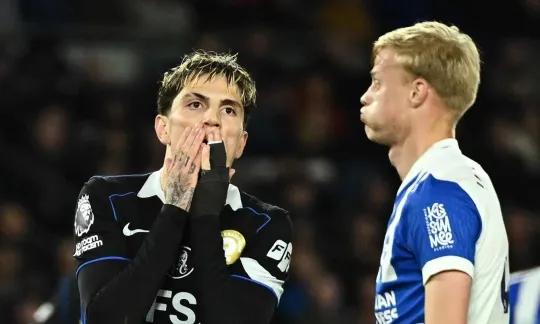 Brighton 3-0 Chelsea: Dấu chấm hết cho giấc mơ Champions League