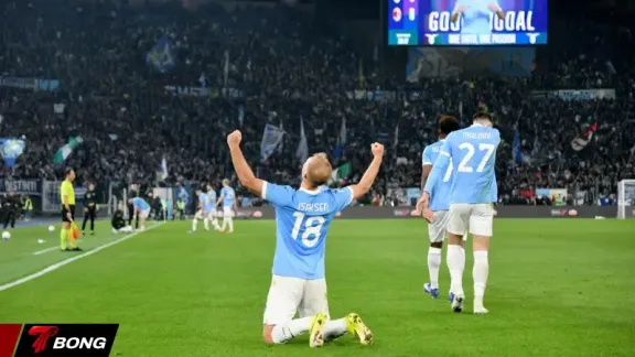 Lazio 1-0 AC Milan: Isaksen định đoạt trận đấu, Maurizio Sarri nhận thẻ đỏ phút bù giờ