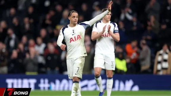 Xavi Simons tỏa sáng cùng tinh thần quật cường của Tottenham tại Champions League