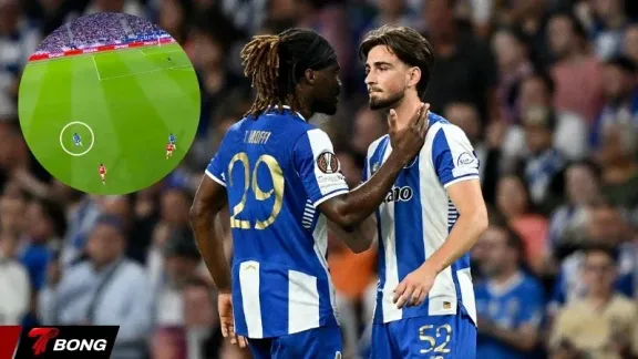 Fernandes Phản Lưới Nhà Từ 35m Gây Sốc Europa League