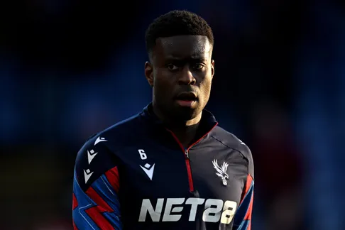 Newcastle United Vẫn Chưa Từ Bỏ Hy Vọng Sở Hữu Trung Vệ Crystal Palace: Lựa Chọn Sáng Giá Cho Howe?