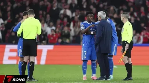 Mourinho Gây Bão Vì Đổ Lỗi Cho Vinicius Vụ Phân Biệt