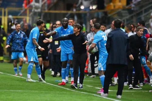Tín ngưỡng của Conte và thông điệp gửi Napoli: 'Quá sức với tôi'