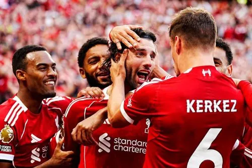 Vấn đề nổi cộm của Liverpool vẫn chưa được giải quyết dù có chiến thắng quan trọng trước Arsenal