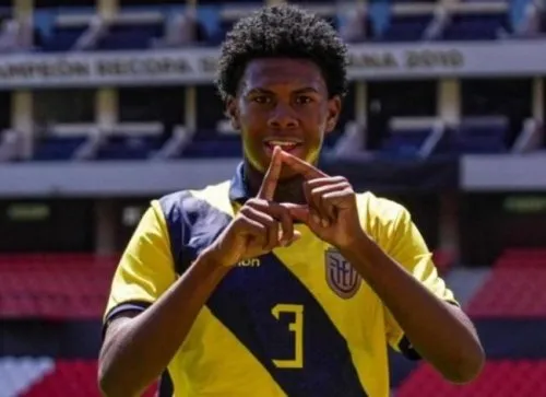 Chuyển nhượng tối 12/9: Chelsea đàm phán chiêu mộ ngọc quý 15 tuổi; Pep muốn mang Dumfries về Man City