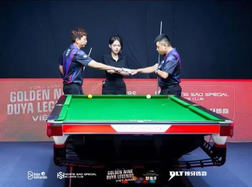 Quỳnh Kiera, nữ trọng tài billard khiến mọi tay cơ xao xuyến