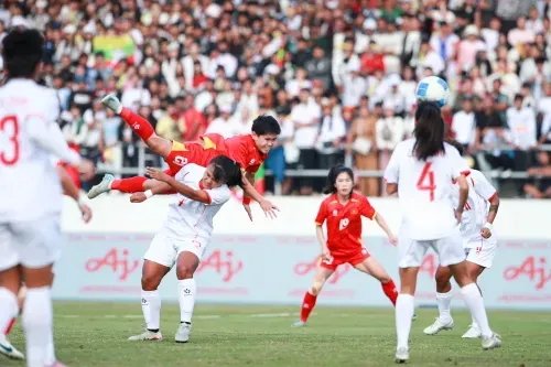 'Người hùng' 1m52 của đội tuyển nữ Việt Nam và cú bật nhảy khiến cả SEA Games phải ngước nhìn