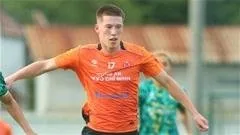 Tiền đạo Việt kiều cao 1m90 chuẩn bị thi đấu tại V.League