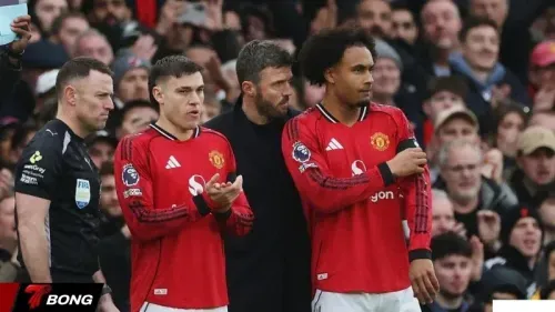 Carrick Cảnh Báo MU Đối Mặt Thách Thức Chưa Từng Có