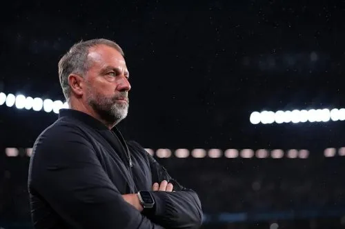 Flick chia sẻ về Lewandowski, De Jong, Pedri và chiến thuật sau trận Celta Vigo 2-4 Barcelona