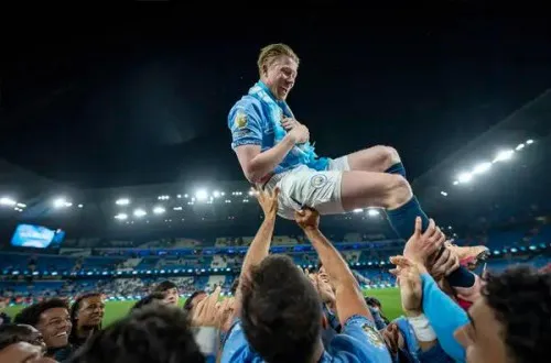 Chủ tịch Marseille chỉ ra 'sự thiếu tôn trọng hoàn toàn' trong thương vụ Kevin De Bruyne