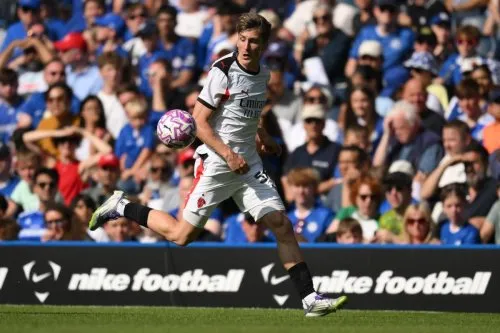 Saelemaekers chia sẻ cảm giác khác biệt khi cùng Modric và vai trò mới của Leao