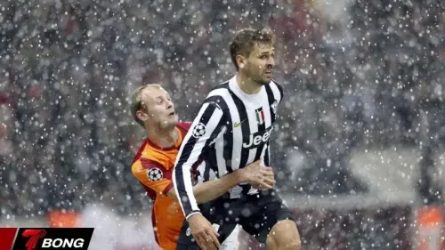 Trận chiến trong tuyết tại Istanbul và ký ức kinh hoàng của Juventus năm 2013