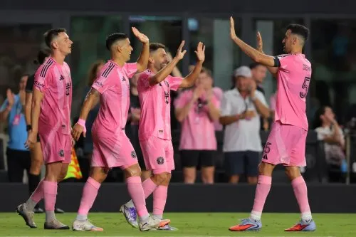 🎥 Bộ đôi Inter Miami thể hiện DNA Barca trong phút lập công hiệp một trước Galaxy