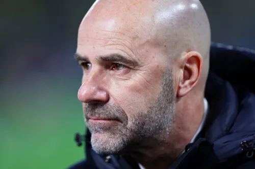 Bosz khẳng định về cuộc đua vô địch: ‘PSV sở hữu đội hình mạnh nhất Hà Lan’