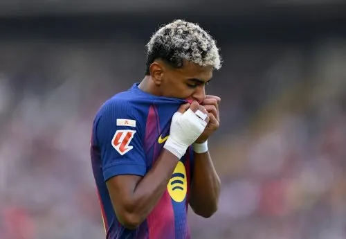 Gerard Pique lên tiếng bảo vệ Lamine Yamal – 'Đừng giết chết anh ấy'