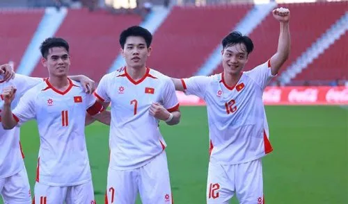 Vui chưa trọn vẹn: U22 Việt Nam đón nhận thông tin không mong muốn sau chiến thắng