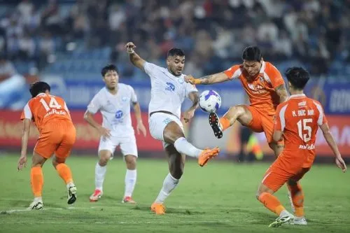 Nhận định HAGL vs Nam Định (17h00, 31/10): Ngắm chuẩn, bắn chính xác để giành chiến thắng