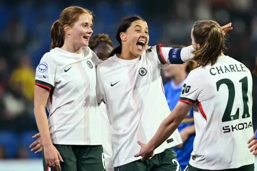Sam Kerr đánh dấu lần ra sân đầu tiên cho Chelsea sau hai năm với cú đúp tại Champions League