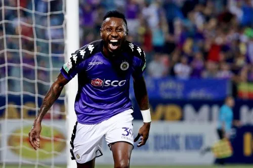 Tân binh V-League chiêu mộ Hoàng Vũ Samson