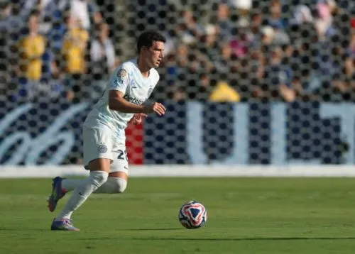 Galatasaray lên kế hoạch chiêu mộ trung vệ Benjamin Pavard của Inter Milan