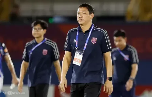 Nguyễn Anh Đức rời ghế nóng, Becamex TP.HCM trao niềm tin cho gương mặt thân quen