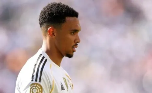 Real đón tin vui: Trent Alexander-Arnold sắp tái xuất