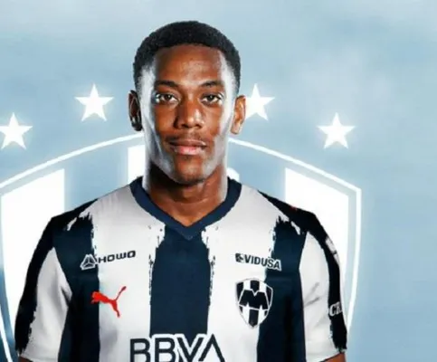 Anthony Martial cập bến Monterrey, trở thành đồng đội Ramos
