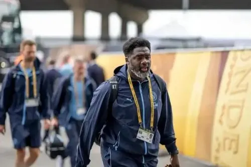 Kolo Toure chỉ ra điểm mới trong kế hoạch thi đấu của Manchester City