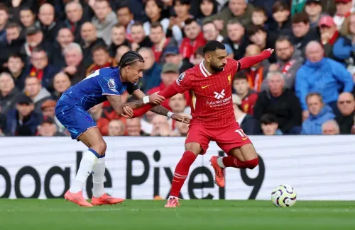 Tổng thuật Champions League: Liverpool lách khỏi cuộc khủng hoảng Salah, Chelsea vấp ngã