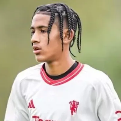 MU đã tìm được Max Dowman của riêng mình